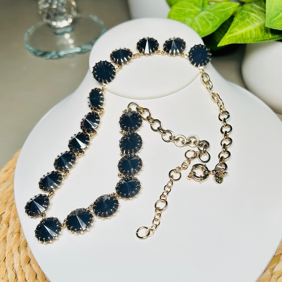 J. Crew Dark Navy Midnight-Blue Venus Flytrap Fashion Statement Necklace - Picture 3 of 8